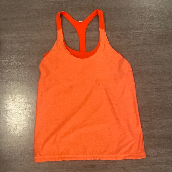 Under Armour Tops - Under Armour Workout Tank